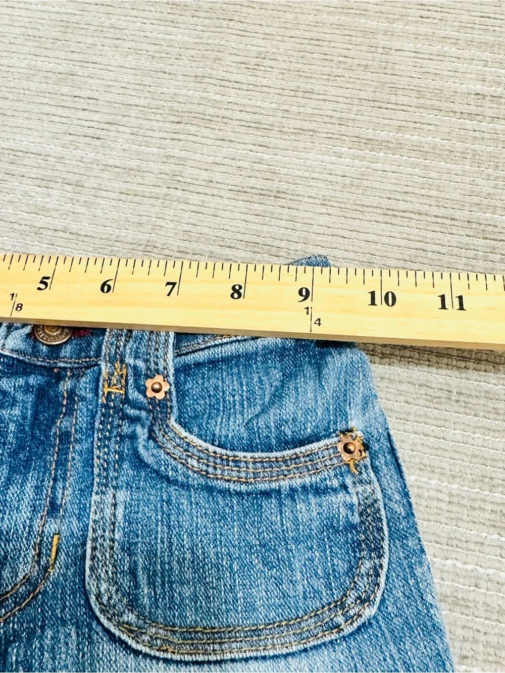 Vintage Y2K Kids Girls Levi Strauss Embroidered Flower Flare Jeans - Size‎ 3T
